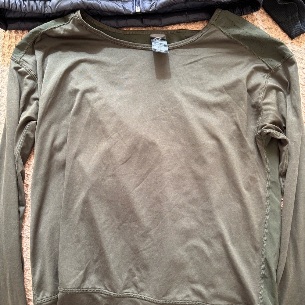 Champion workout top